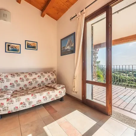 Camilla Villa Sant'Antioco