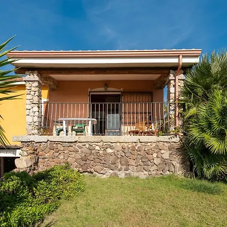 Camilla Villa Sant'Antioco